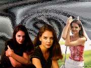 Katie Holmes 22